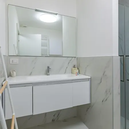 Appartement Elegante Nel Cuore Di Paolo Sarpi Milaan