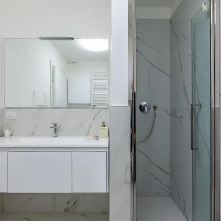 Appartement Elegante Nel Cuore Di Paolo Sarpi